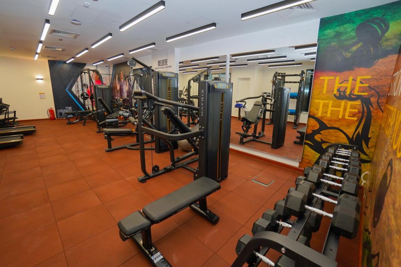 The Grand Lux Hotel Doha Eksteriør billede The gym at the hotel